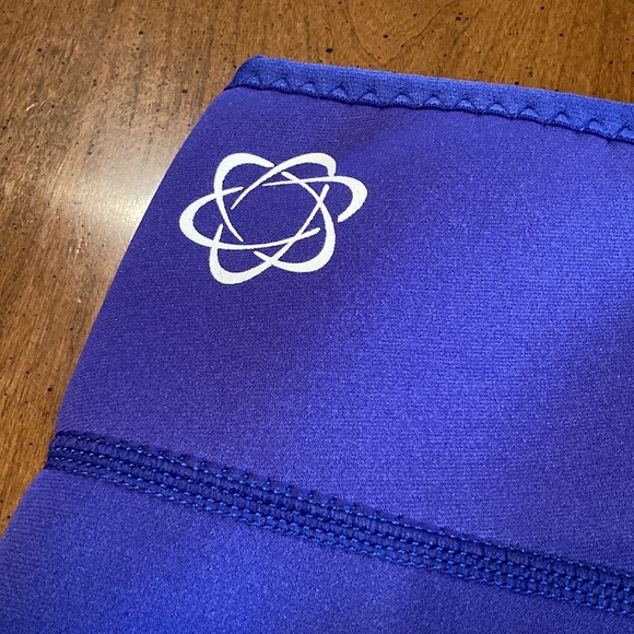 🌸NWT ZAGGORA Hot Pant Workout Capri Legging - womens size 2XL - Picture 5 of 12